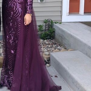 Purple dress for sale size 42 -10